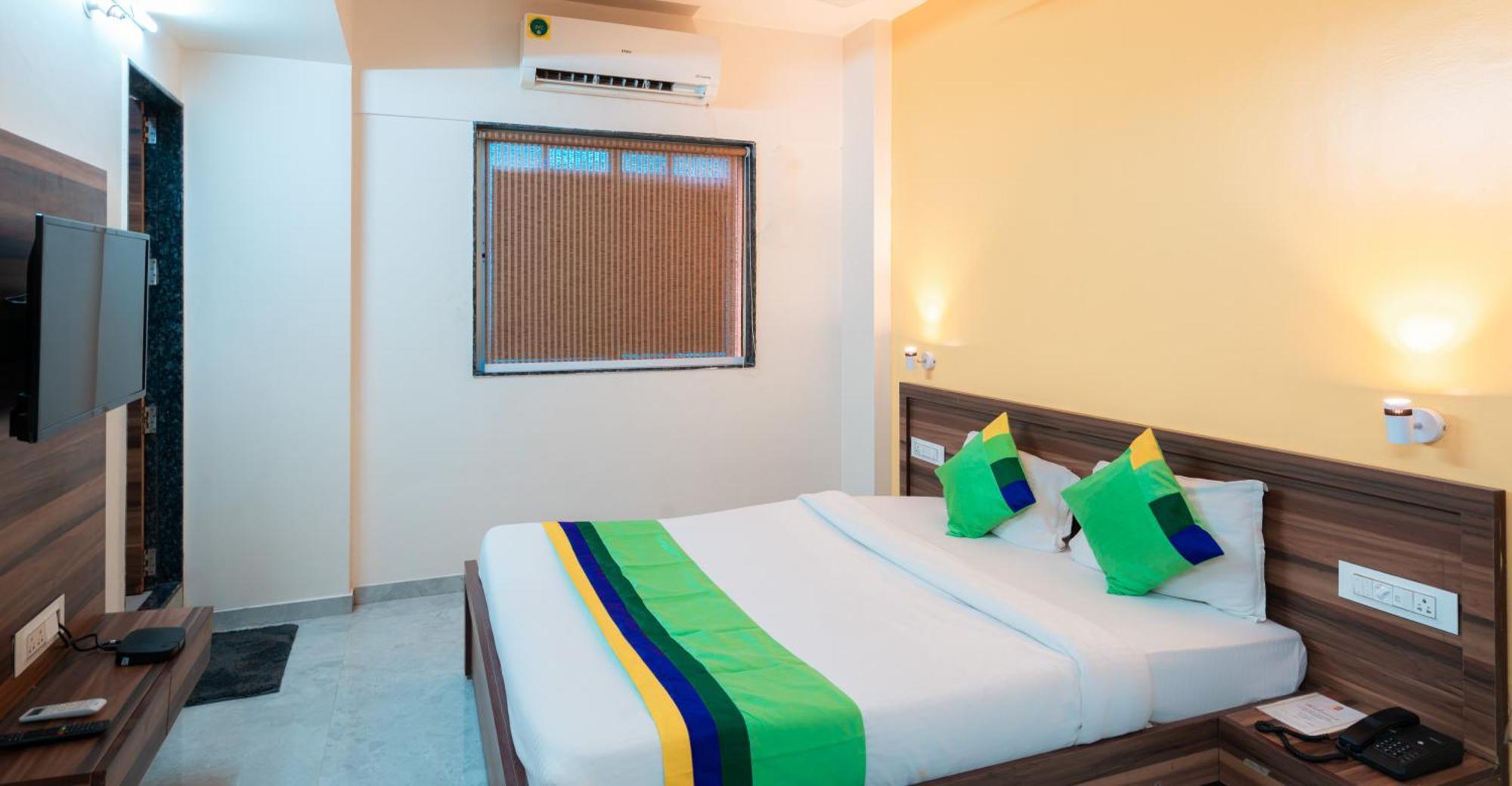 Treebo Trend The White Castle Otel Pune Dış mekan fotoğraf